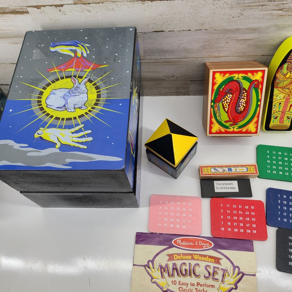 Melissa & Doug Deluxe Solid-Wood Magic Magician Set Box READ