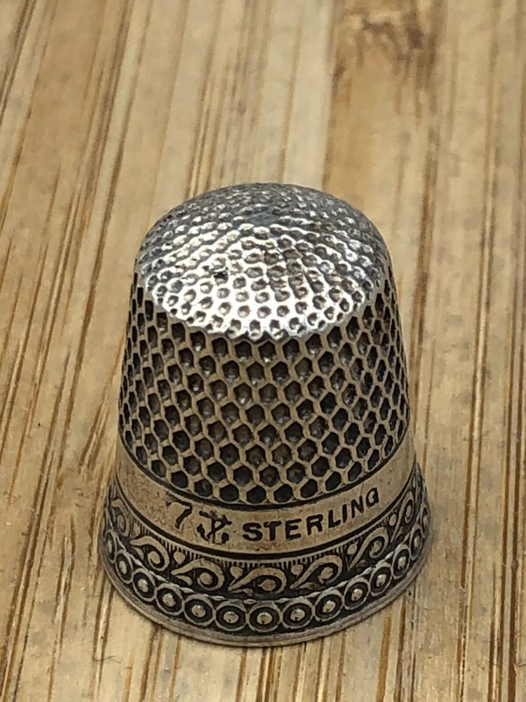 Vintage Sterling Silver Thimble, size 7