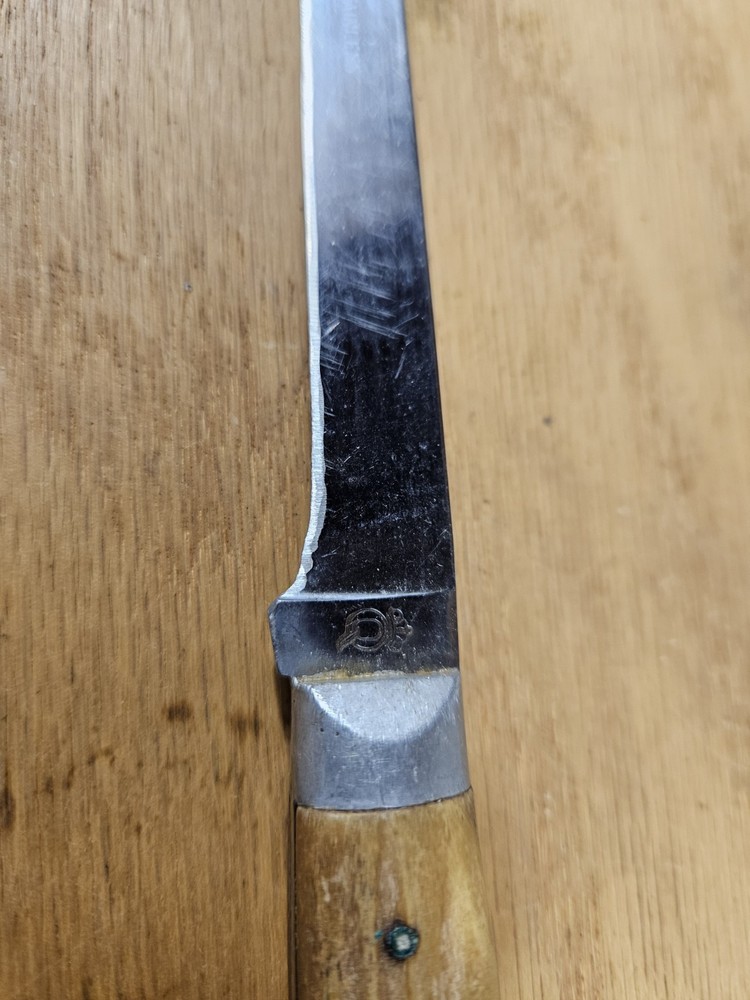 Queen Knife 6.5" Blade. Stag Handle.