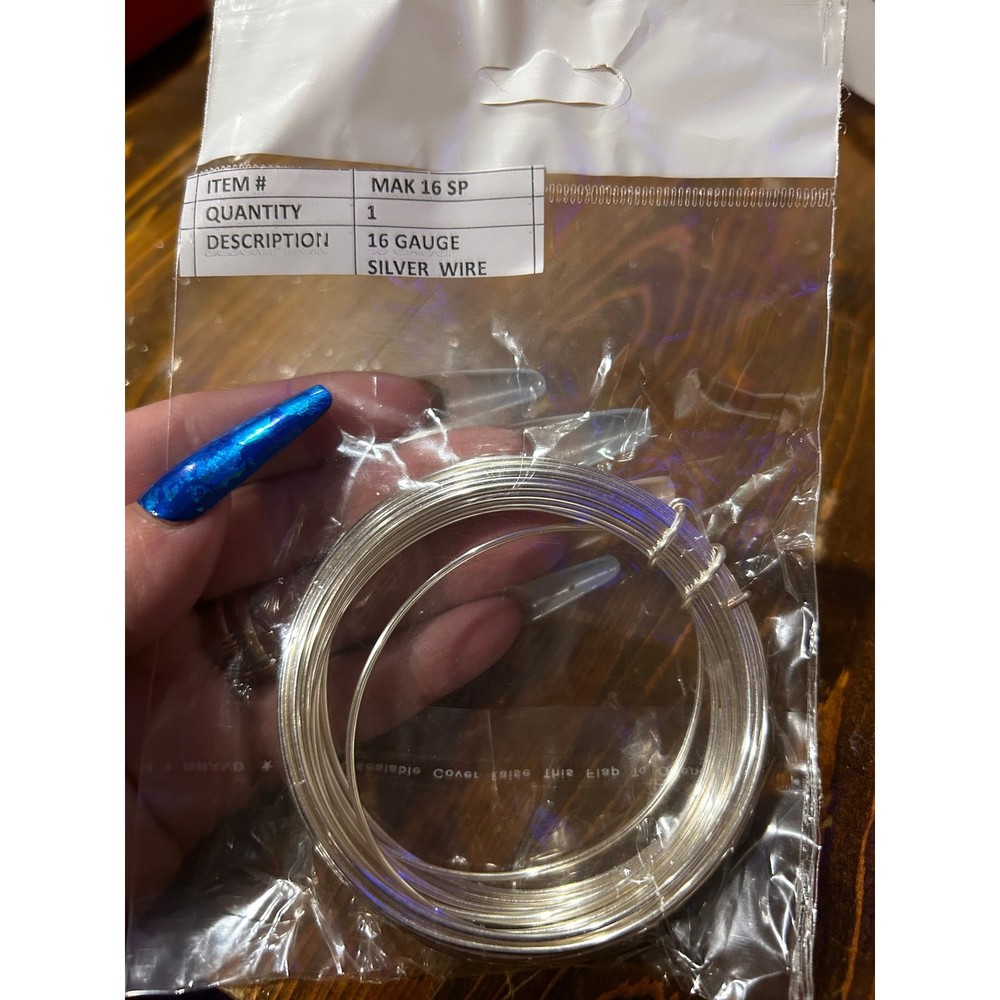 16 Gauge Silver Tone Wire