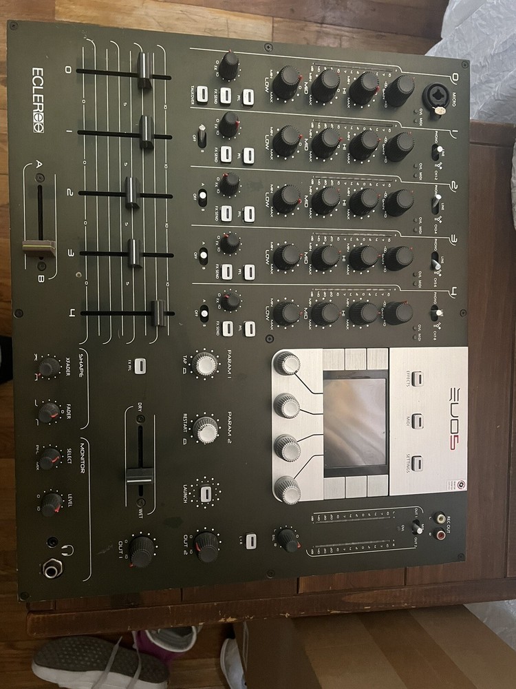 Ecler EVO5 digital mixer