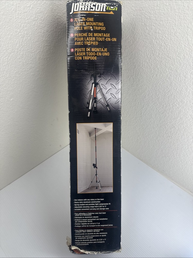Johnson Level Aluminum Pole System Model 40-6301 With Carrying Case