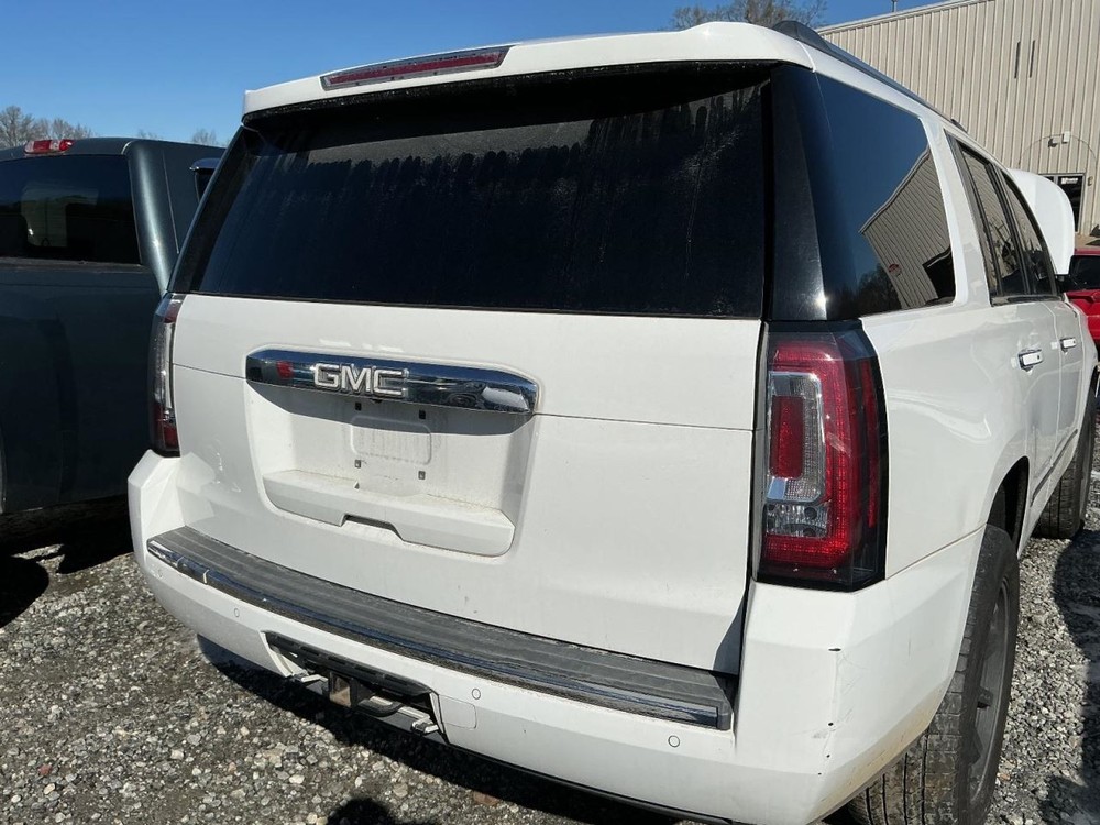 YUKON 2015 Glove Box 4938904