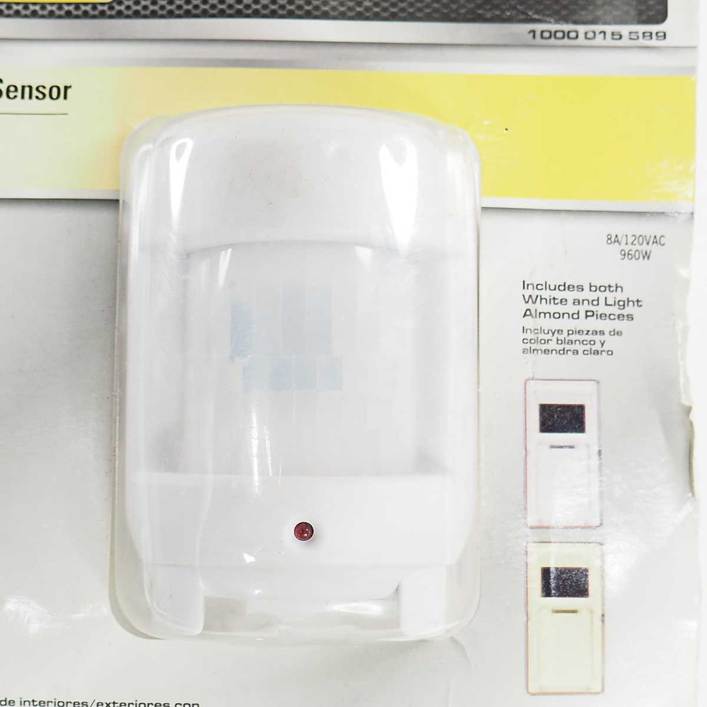 Defiant Daylight Adjusting Indoor Digital Timer with Motion Sensor