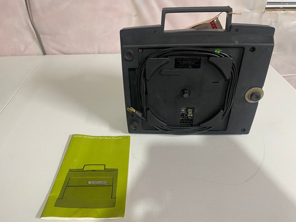 Kodak Instamatic M95 Projector