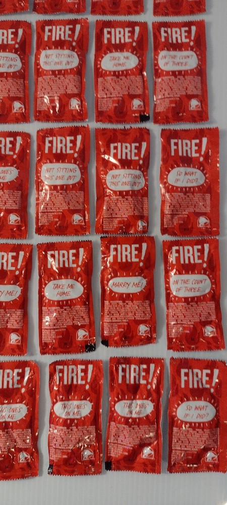 Taco Bell FIRE Spicy Hot Sauce 50 Packets