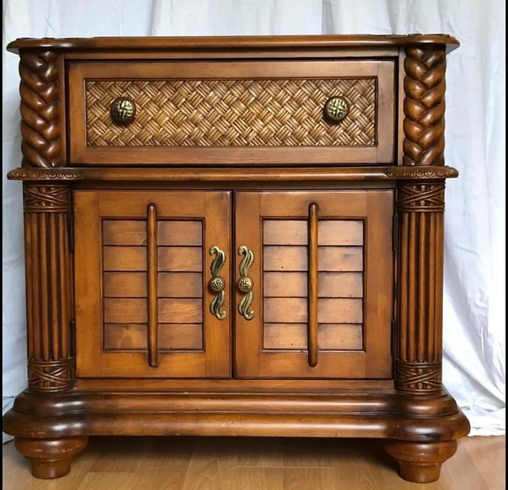 Palm Court Bedroom Set