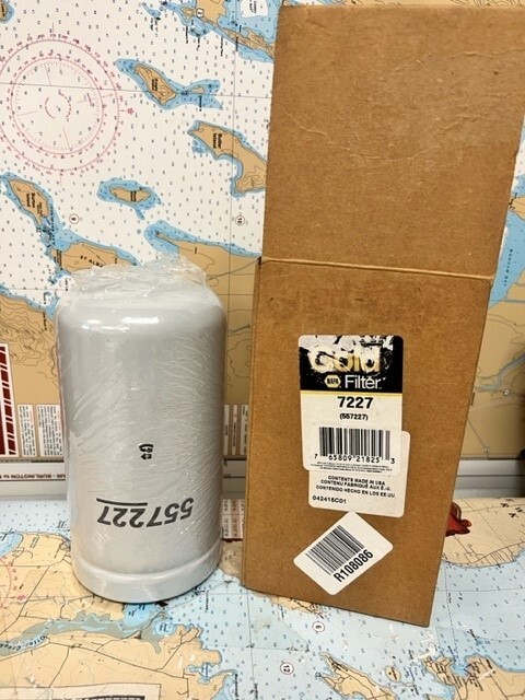 Napa Gold #7227 Oil Filter 557227.