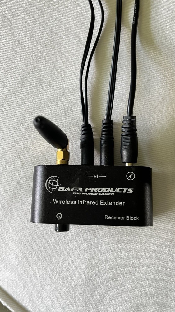 BAFX Products RF Wireless IR Repeater Kit/Infrared Remote Control Extender Kit