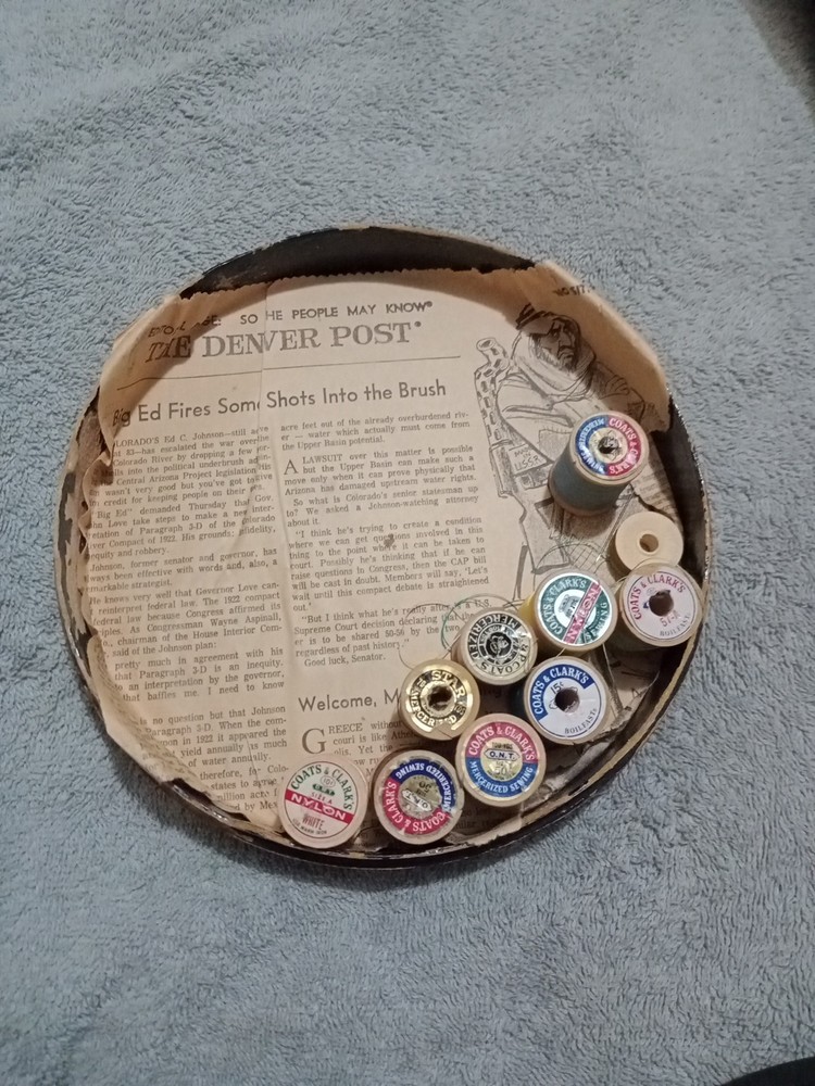 Vintage Black Lacquer Box With Vintage Sewing Thread