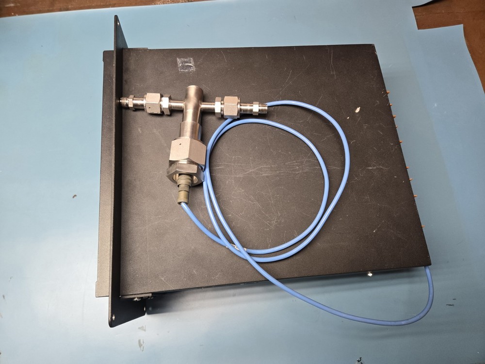 Panametrics moisture analyzer MIS1-321-111100-600