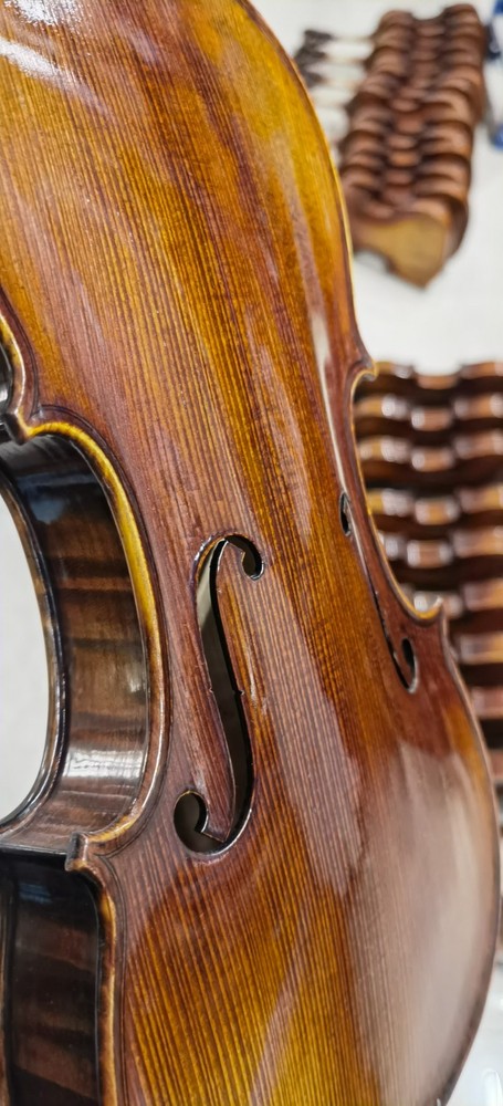 Stradivarius Nice Pattern Handmade Violin 4/4 with Free Case