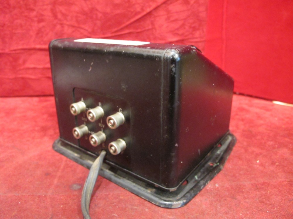 Lionel Type R Trainmaster Transformer 100 watt, Tested. Ready to use!