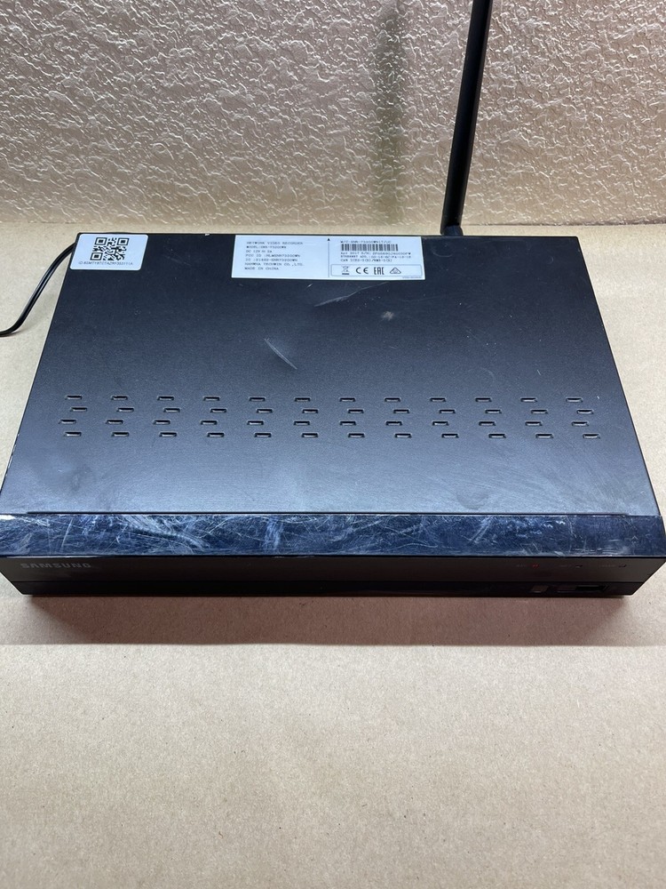 SAMSUNG SNR-73200WN NETWORK VIDEO RECORDER + Power Cable