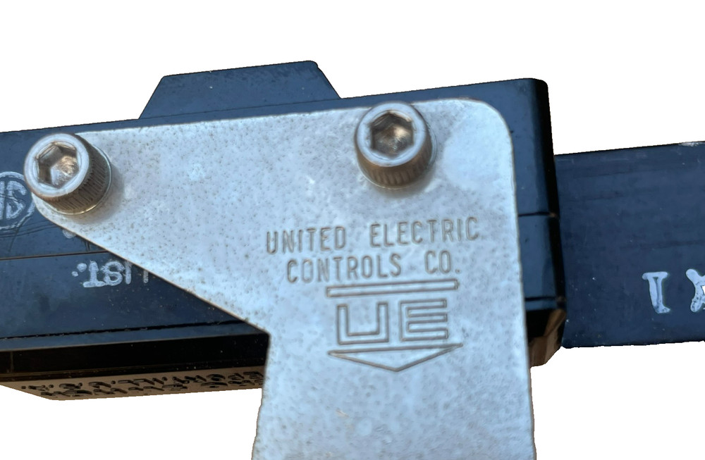 United Electric Controls Co. UE Micro Switch