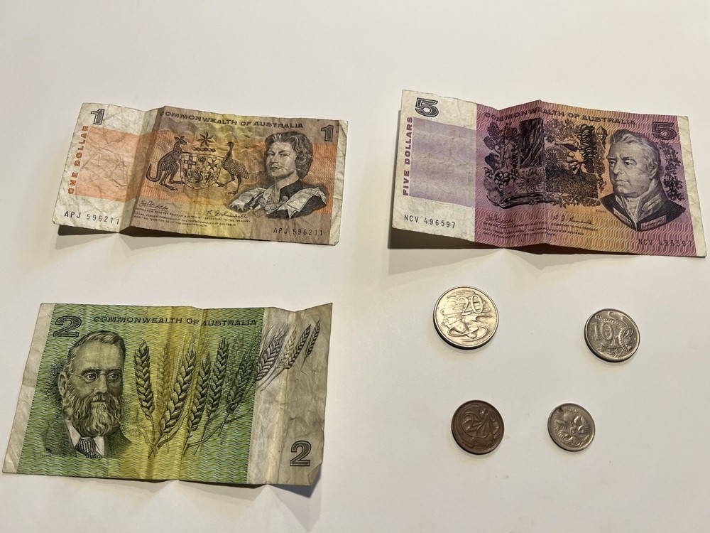 Vintage Australian Currency Set