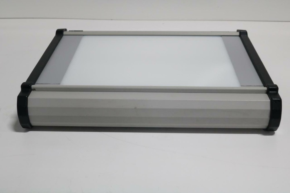 Macbeth PLT 1620 Multi-Purpose Light Box