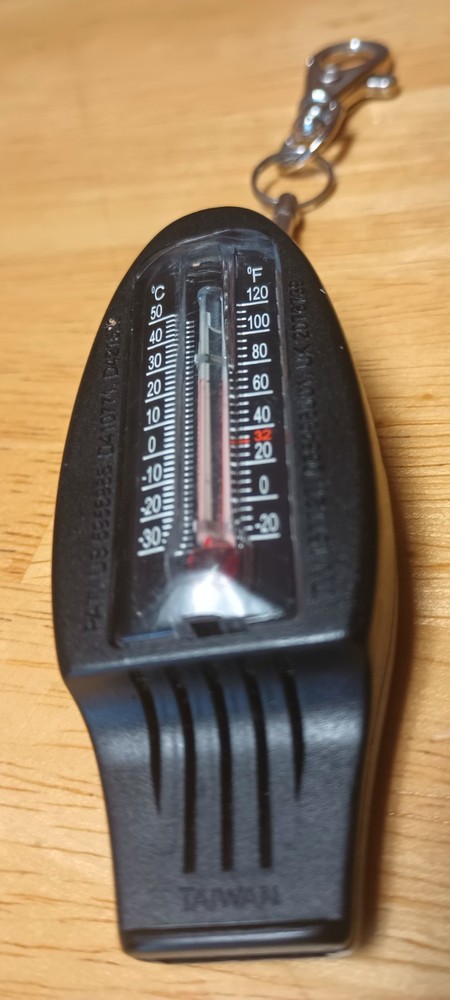Directional Lightweight Pocket Compass Temperature Key Chain Magnifying