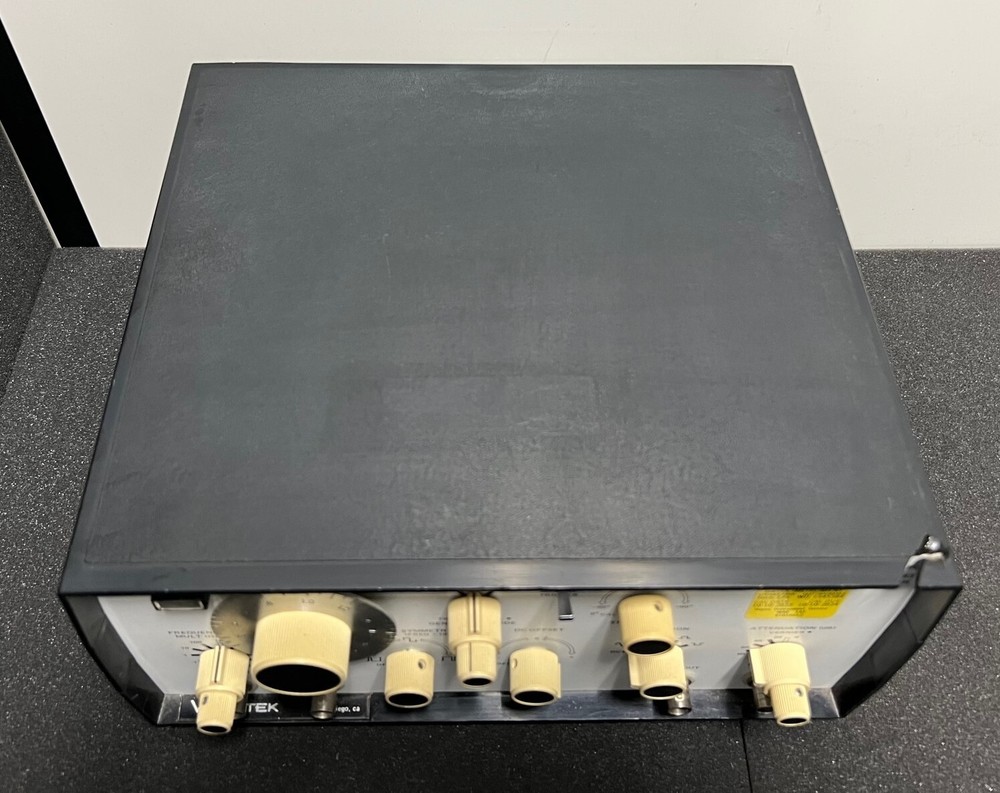 Wavetek Model 143 Function Generator, 20 MHz, Calibrated Good til 10/2024!!