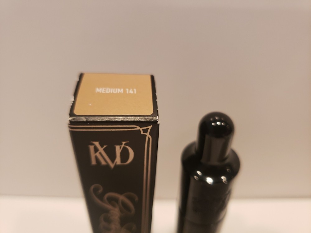 Kat Von D ~ Good Apple ~ Lightweight Full Coverage Concealer ~ 141 Medium ~ NIB