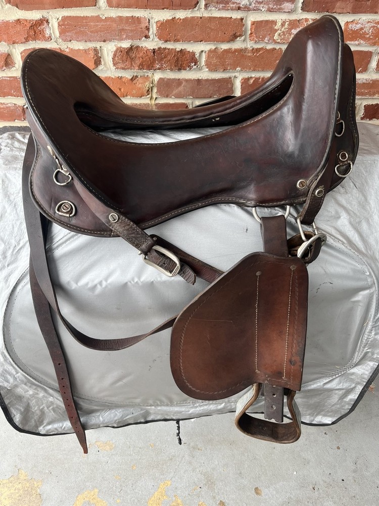 WW2 US Cavalry McClellan Saddle Leather Original Stirrups 1942