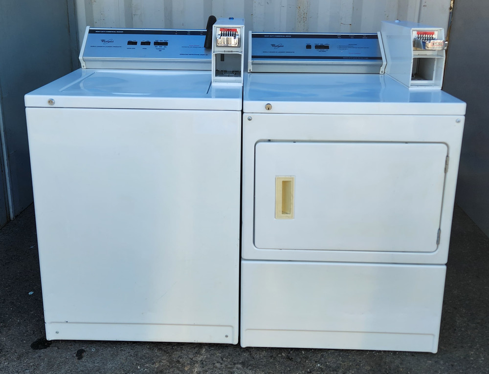 WHIRLPOOL WASHER AND DRYER SET [REF]