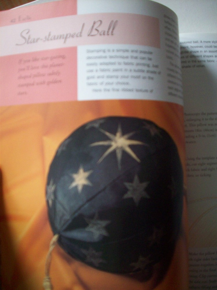 Pretty Pillows 40 projects for the home