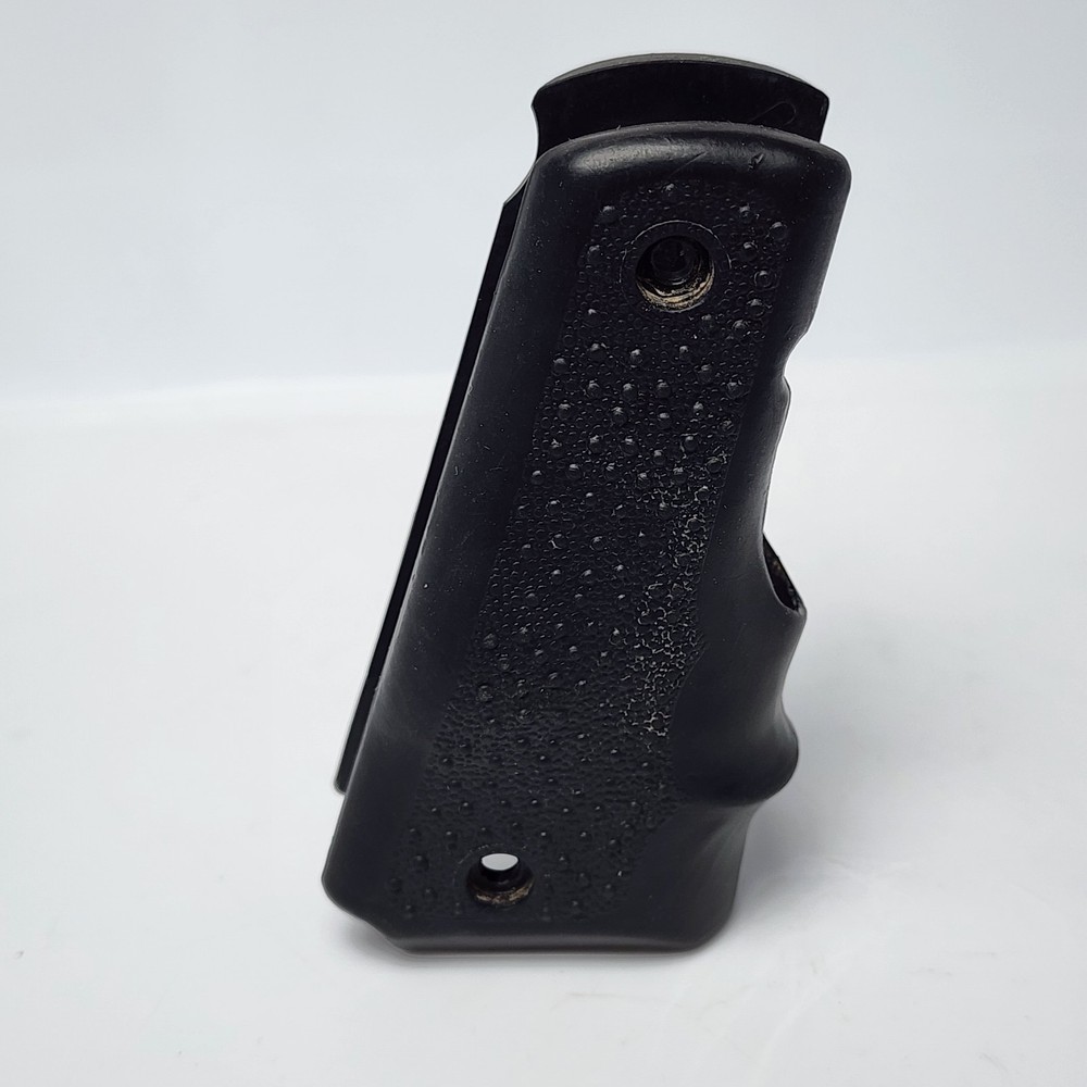 45 Rubber Hump Grips