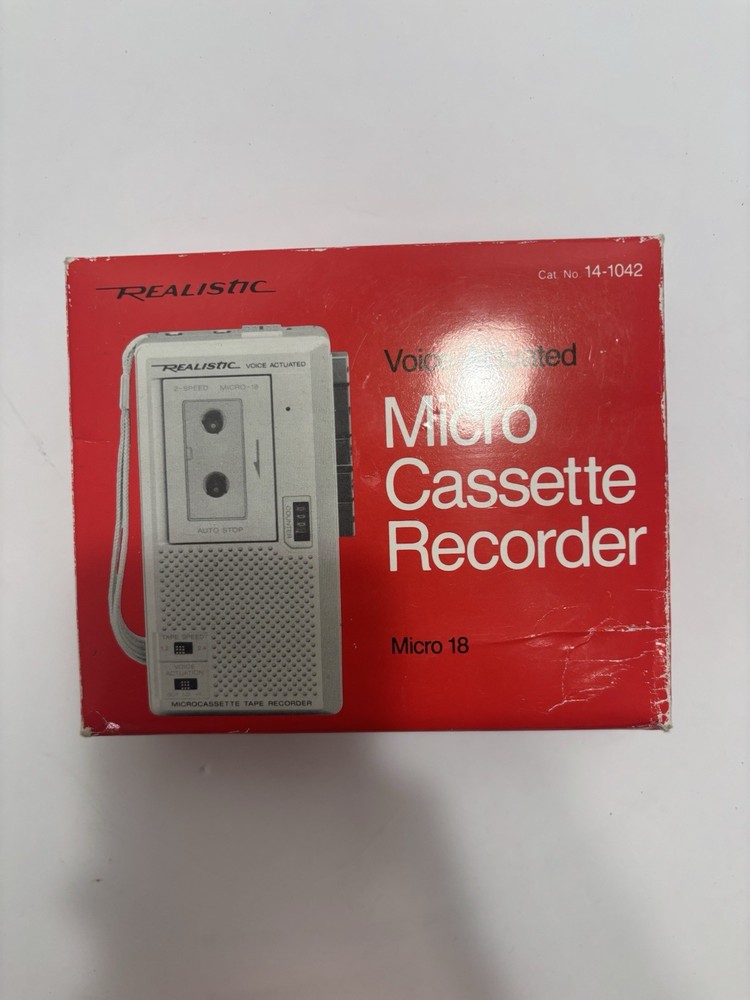 Realistic Micro-18 Voice Activated Micro Cassette Recorder Original Box