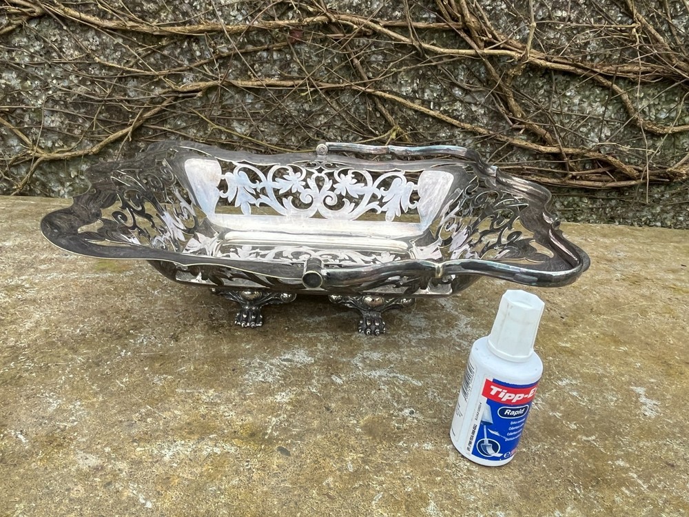 Antique Silver Plated Fruit Bowl. Claw Feet.
