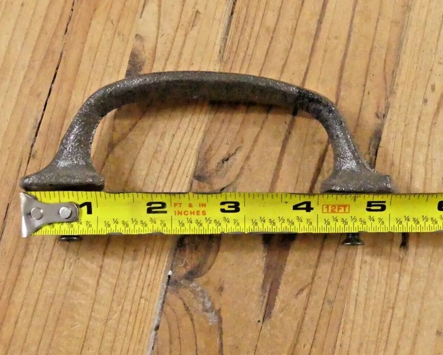 CAST IRON HANDLE RUSTIC DRAWER PULL 5 1/4" LONG W/ SCREWS PULLS HANDLES CABINET