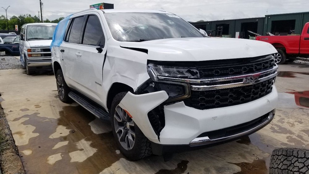 21 CHEVY TAHOE FRONT FACING CAMERA WINDSHIELD MOUNTED 86779305