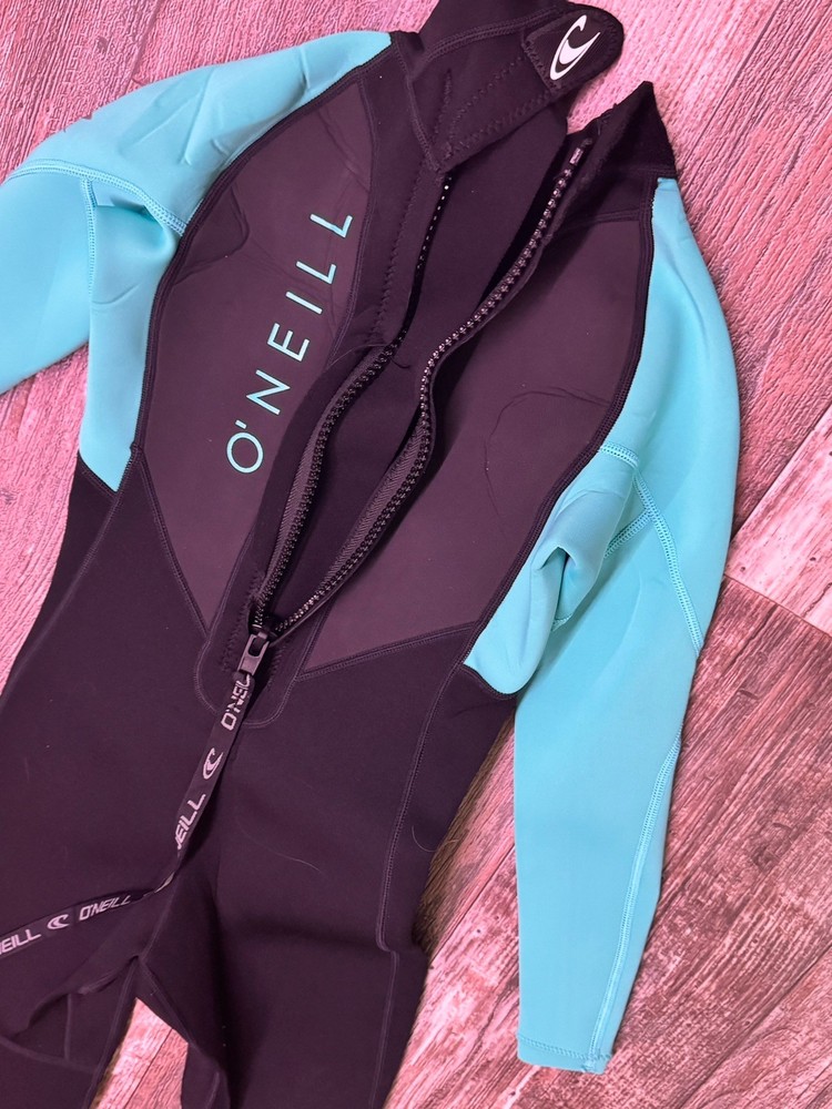 oneill wetsuit Size 10