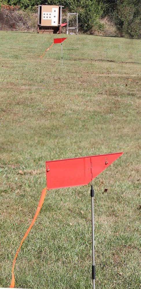 Mtm Wind Reader Shooting Range Flag Orange W/ Shooting - WRF