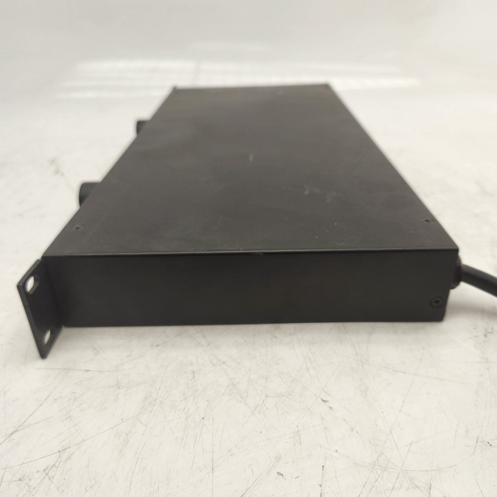 Wattbox B9PB02P6 11-Outlet Rack Mounted Surge Protector | Powers On, Untested