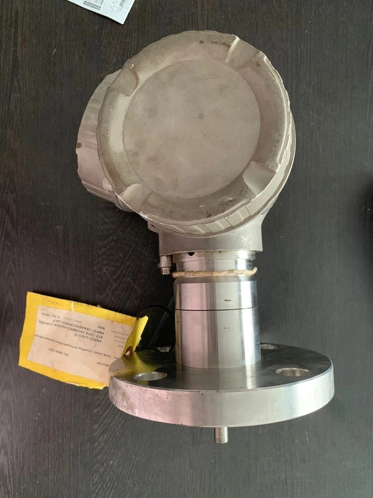 Endress Hauser Levelflex FMP57-L4A0/0 Level Transmitter