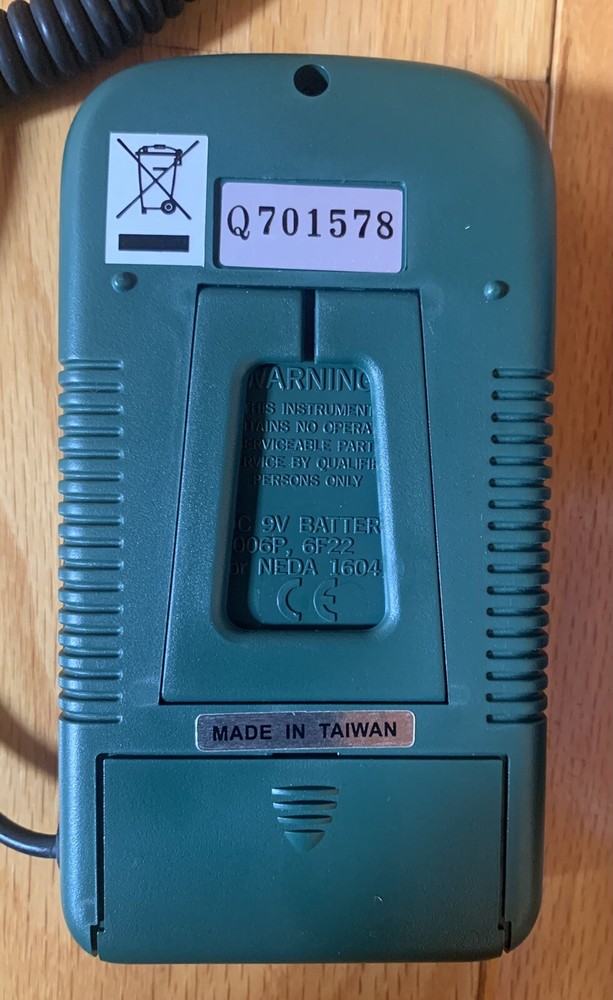 EXTECH 401027 FOOT CANDLE DIGITAL LIGHT METER 200FC 2,000FC FOR BASIC LIGHTING