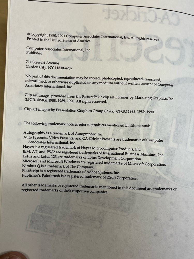 CA-Cricket Presents Users Guide for Microsoft Windows Computer Associates