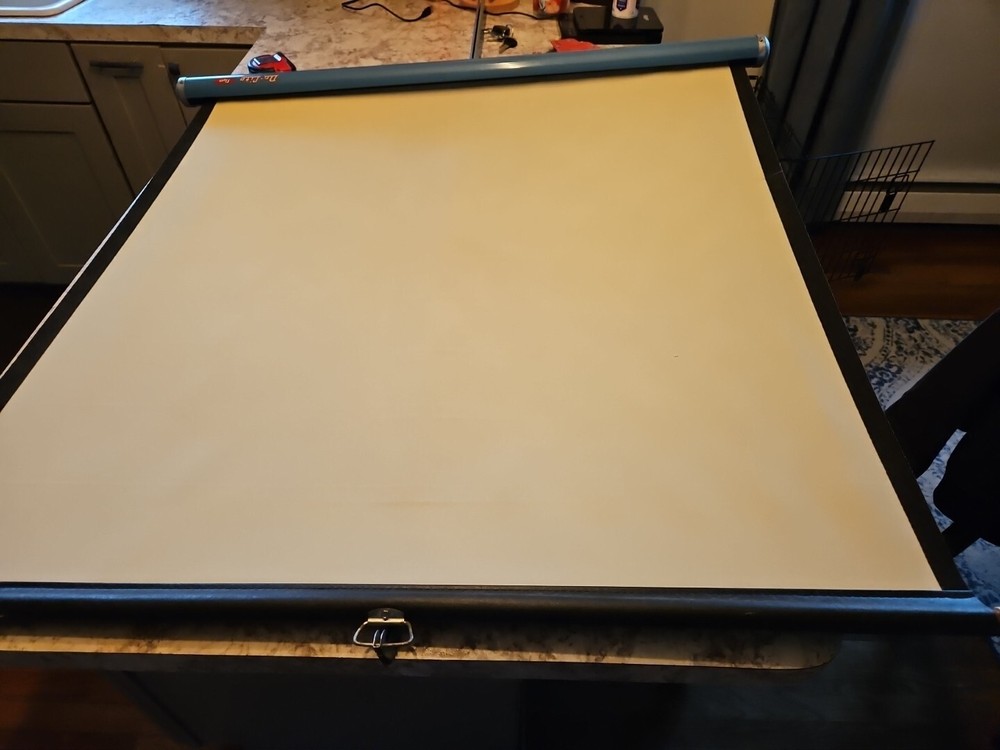 Vintage Da-Lite Flyer 40x40 Projection Screen