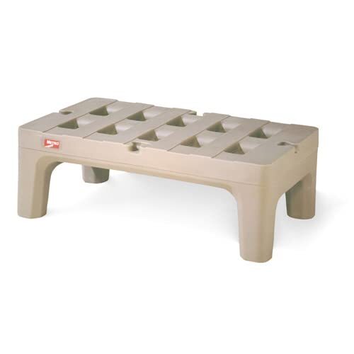 Metro Bow-Tie Polyethylene Dunnage Rack, 36" Length