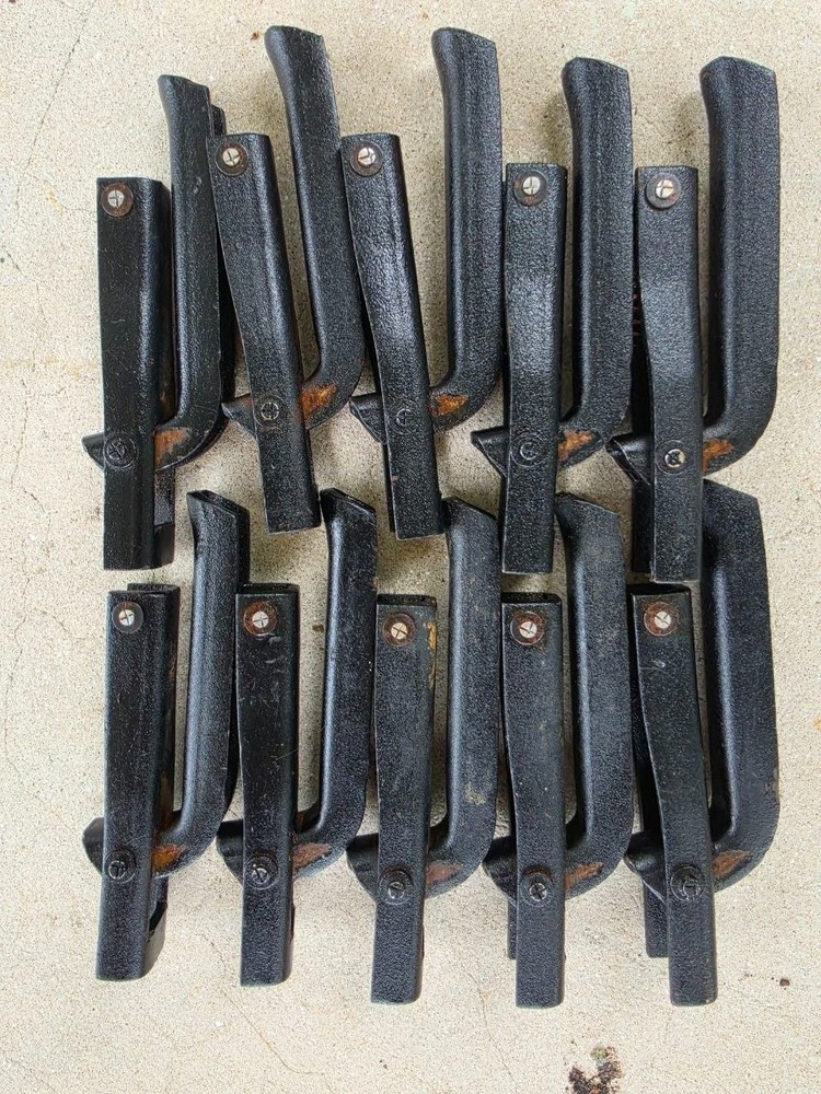 tree steps, 2 different kinds (10 qty folding, 4 qty fixed), selling as a set