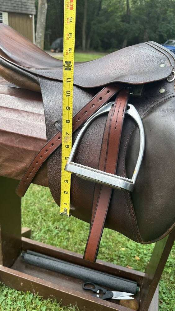 Kieffer Contact Jump Saddle 17” Medium Gullet