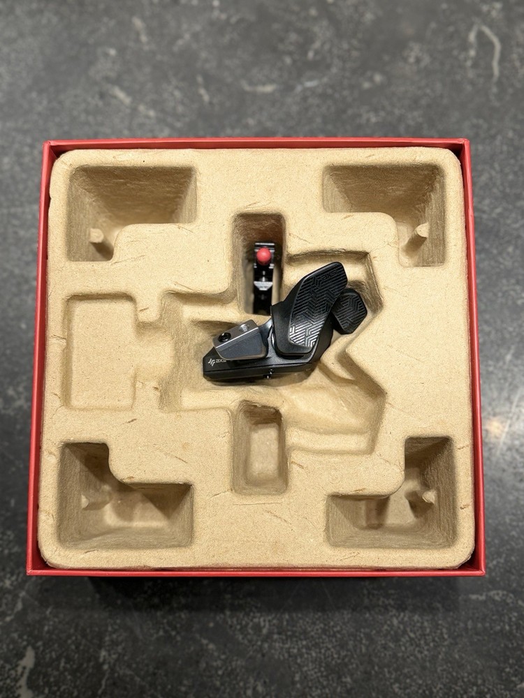 SRAM Eagle AXS Right Side Rocker Paddle Controller Shifter w Clamp (New)