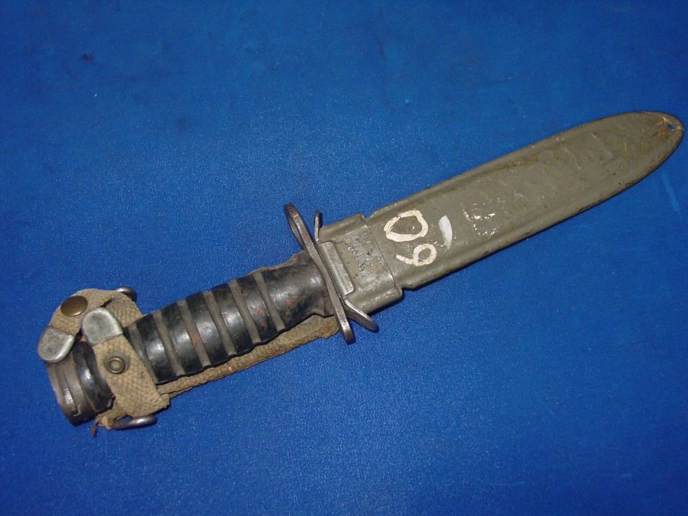 Rubber Handle M1 Carbine Bayonet Imperial  w/ M8 Scabbard
