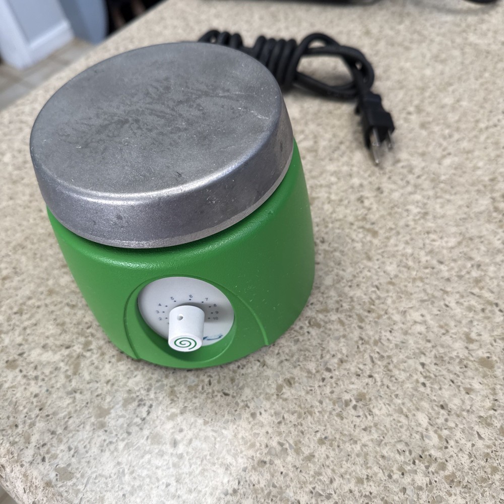 VWR Scientific Stirrer Student C2