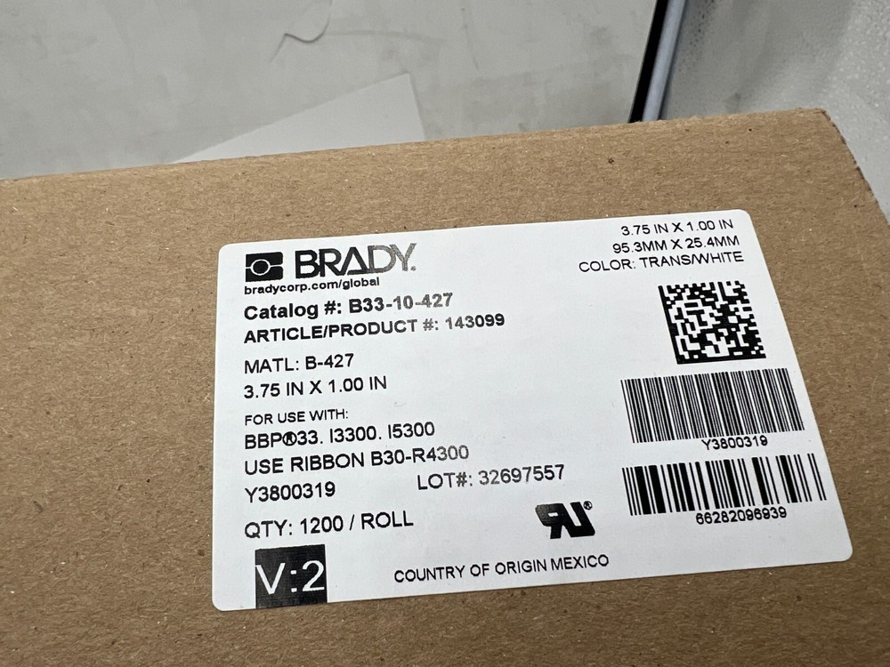 Brady B33-10-427 3.75 X 1.00 In Rectangular Self-Laminating Wire Cable For BBP33