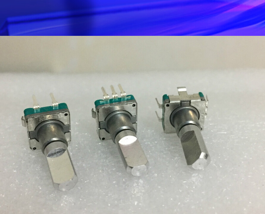 Encoder EC11E09244BS 18 Points 9 Pulses with Switch 20mm Half Shaft 360°