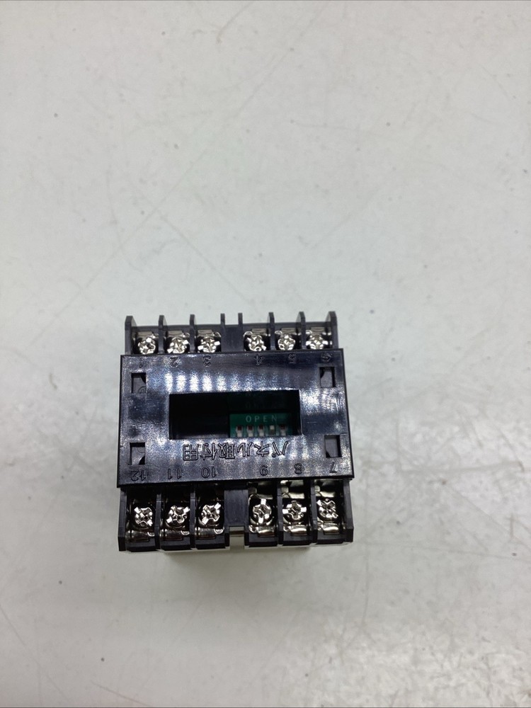 Keyence RC-12 Electronic Counter Module