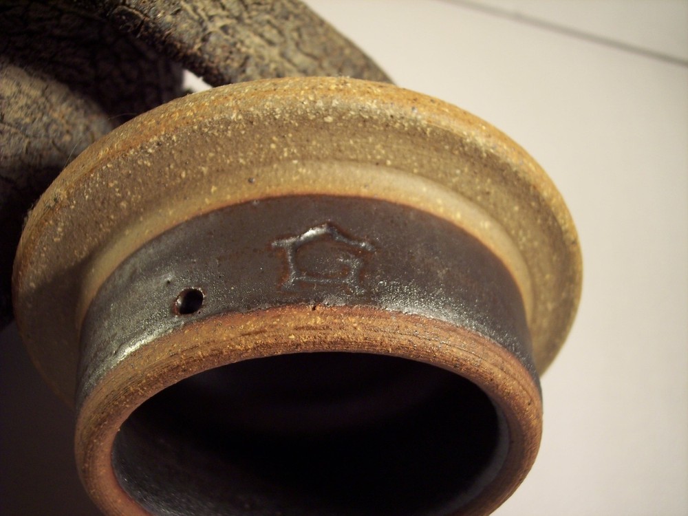 UNIQUE ART TEXTURED TEAPOT "THIRST" TERRIFIC