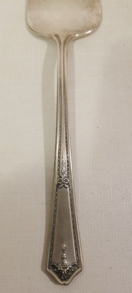 Pierced Cake / Pie Server ~ Bouquet / Vendome Silverplate Flatware 10 3/8"